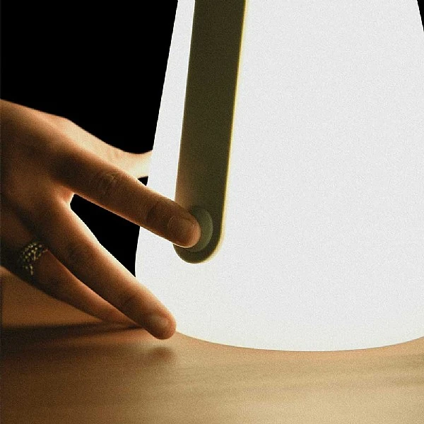 Extreme Lounging White B-Bulb Compact Light - 33cm 6 Extreme Lounging White B-Bulb Compact Light - 33cm - Image 4