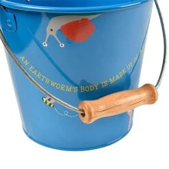 National Trust Childrens Bucket -Outdoor Garden Care 1147364 3