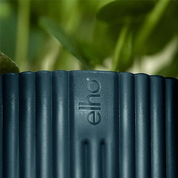 Elho Vibes Fold Round Planter 22cm Deep Blue 4 Elho Vibes Fold Round Planter 22cm Deep Blue - Image 2